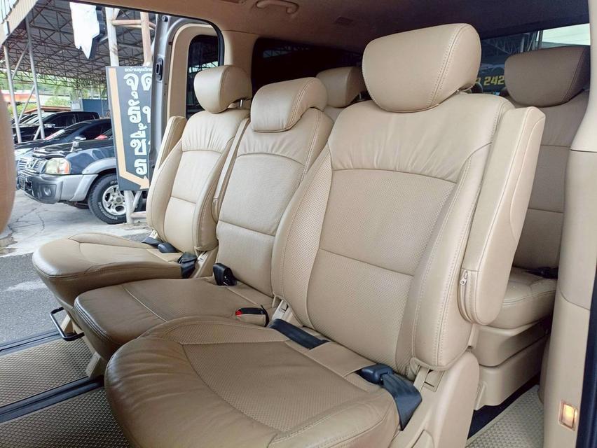 Hyundai H1 2.5Elite ปี18 11