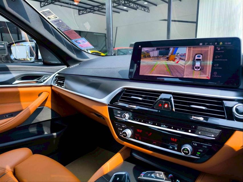 รหัสรถ KPV1111 2021 BMW 530e 2.0 M SPORT