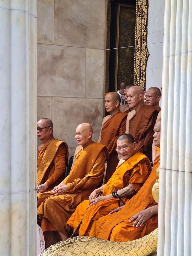 พรผงหลวงปู่ทวด เนื้อว่าน พิมพ์กรรมการ ปิดทอง พระรอด นิรันตราย หลวงปู่ศิลา สิริจันโท ปี 2568 รูปที่ 7