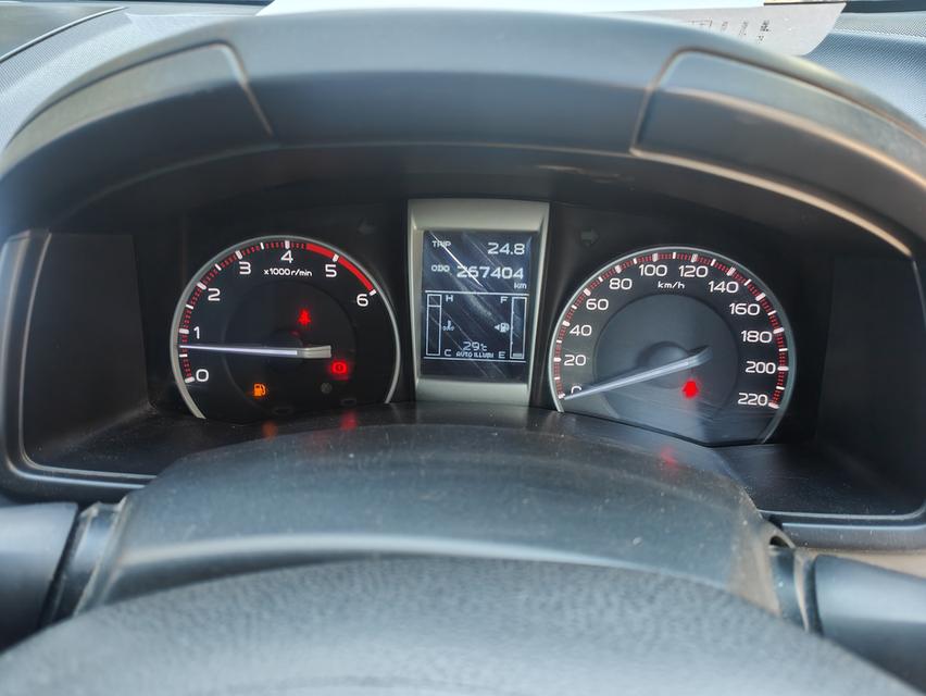 Isuzu D-Max 2.5 Z Hi-lander Cab MT  5