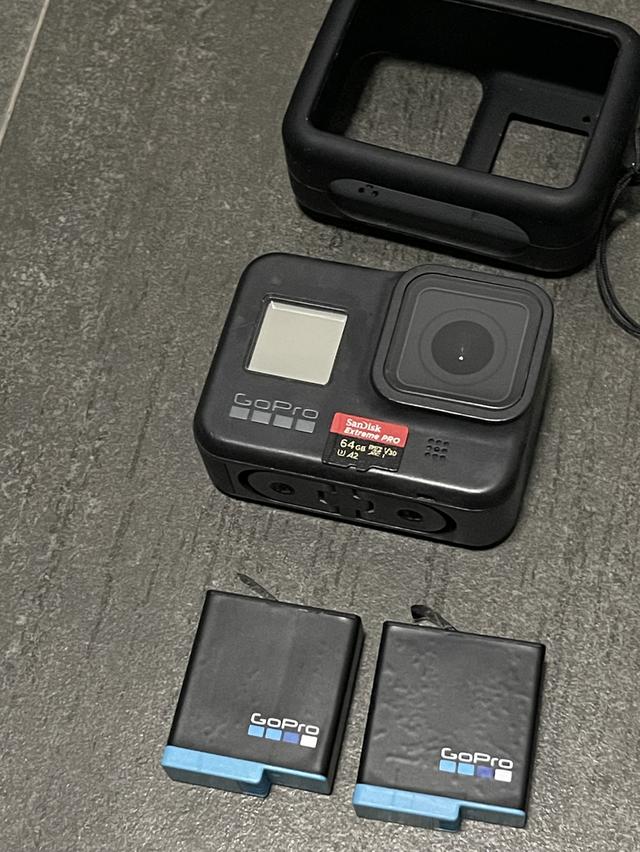 Gopro 8 สภาพตามการใช้งาน ของแถมเพียบ