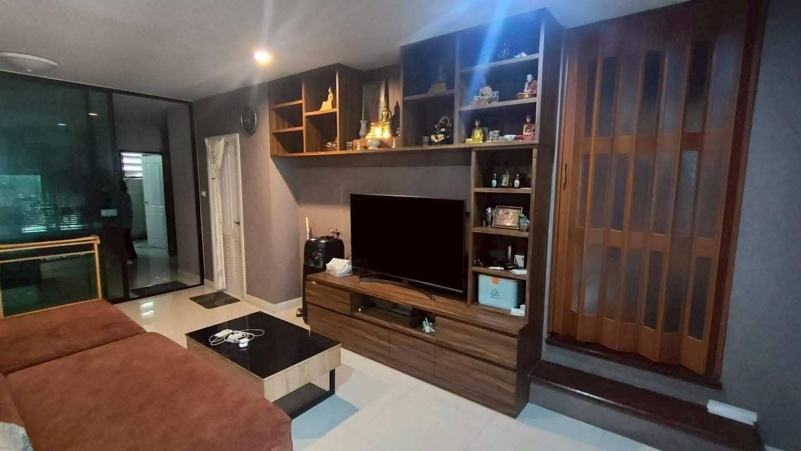 ขายบ้าน 2 ชั้น หมู่บ้านเลอวิลล์พลัส คลอง 7 4