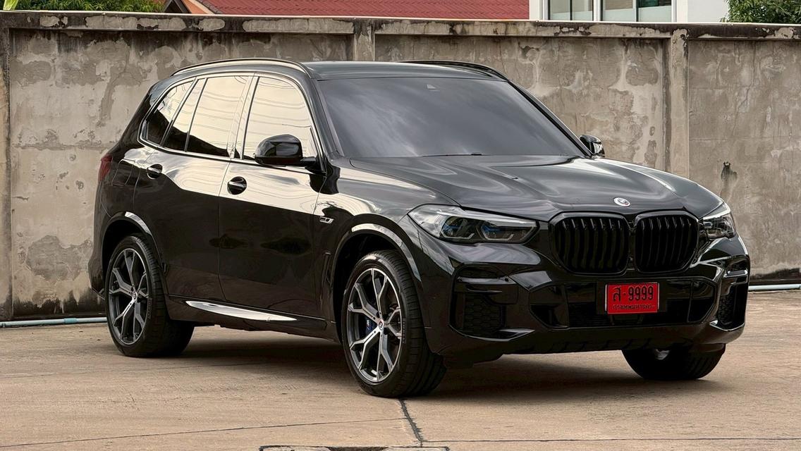 BMW X5 xDrive45e M Sport  รถออกสิ้นปี 2022  ไมล์ 43,xxx กม.  6