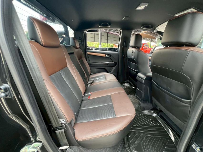 ISUZU D-MAX V-CROSS CAB-4 3.0 Ddi M ปี 2019 โฉม V-CROSS CAB-4 19-ปัจจุบัน 9