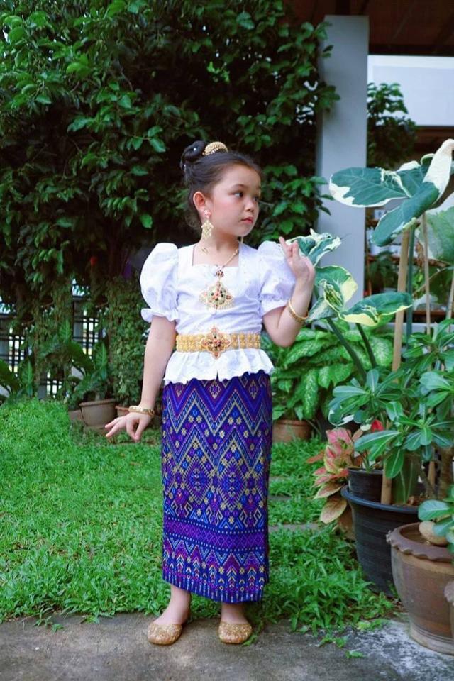รูป ชุดไทยเด็กหญิง setเสื้อแขนตุ๊กตากับผ้าถุง 6
