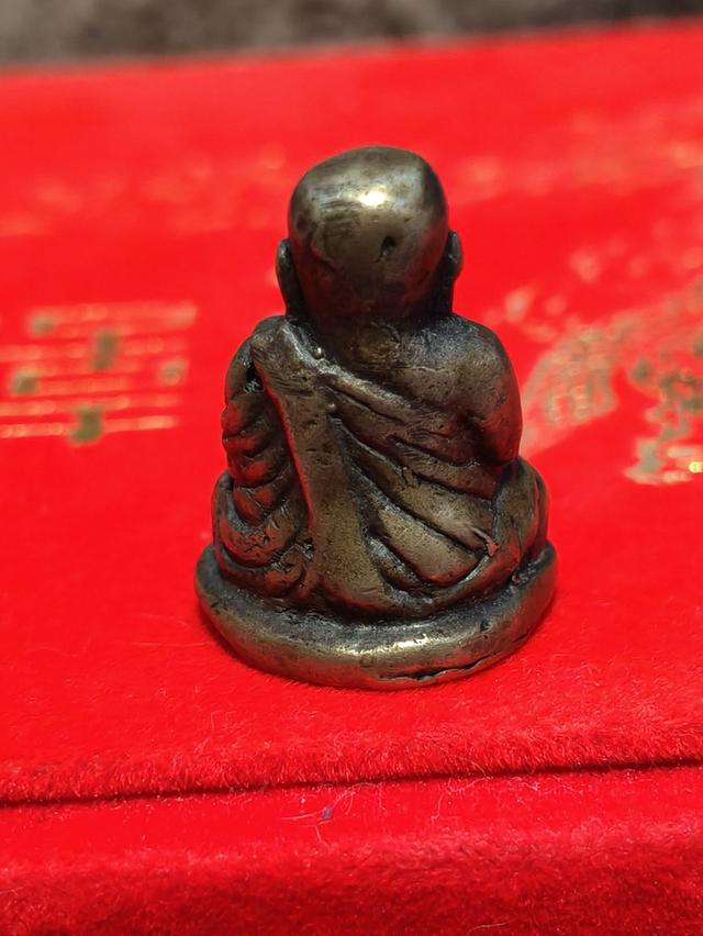 รูปหล่อหลวงพ่อเงินพิมพ์นิยมบี 3