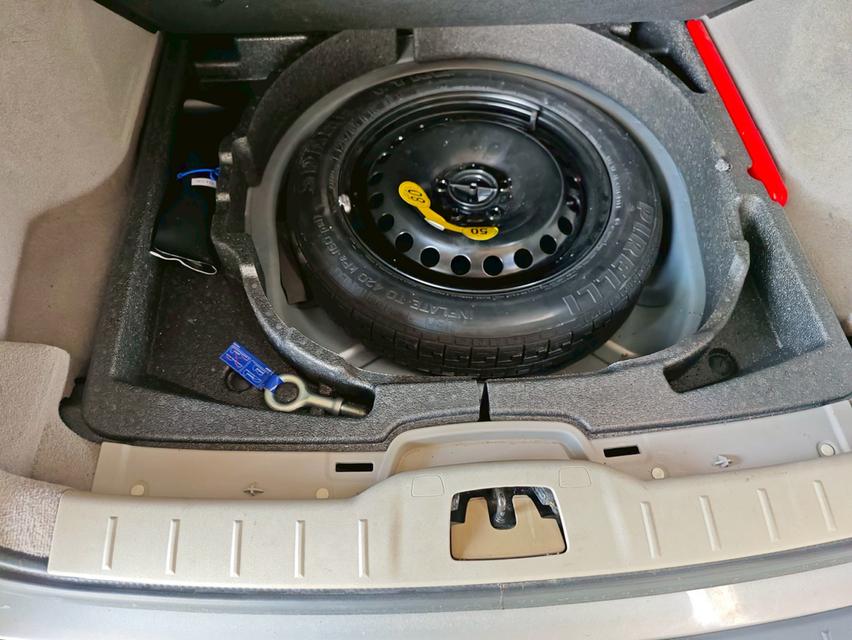 Volvo V50 2.0 AT ปี 2013 19