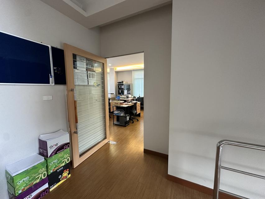 🏢 ขายโฮมออฟฟิศ 3.5 ชั้น 84.7 ตร.ว. หลังใหญ่ พร้อมใช้ 📍 โครงการปรีชา ราม 3 ถนนราษฎร์พัฒนา เขตลาดกระบัง กรุงเทพฯ 10