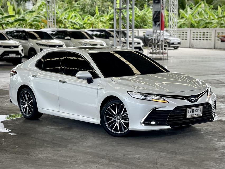 2023 TOYOTA CAMRY 2.5 HEV PREMIUM LUXURY สีขาว เลขไมล์ 36307 กม. 2