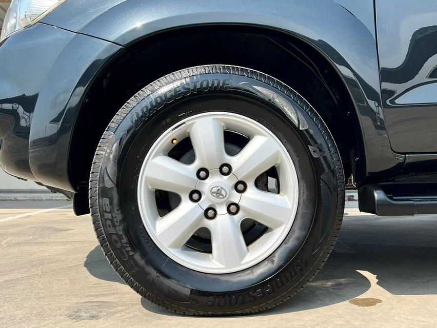 2011 TOYOTA FORTUNER 3.0V auto ไมล์แท้ 120,000 กม.