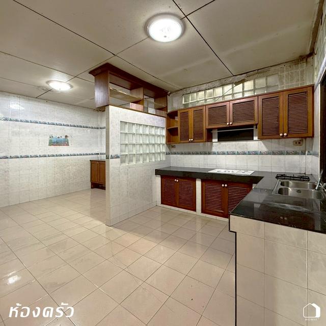 บ้านเดี่ยวหลังใหญ่ ราคาต่ำกว่าตลาด คู้บอน 27 ซอย 28 4 นอน 3 น้ำ พื้นที่ใช้สอยเกือบ 300 ตร.ม. 5