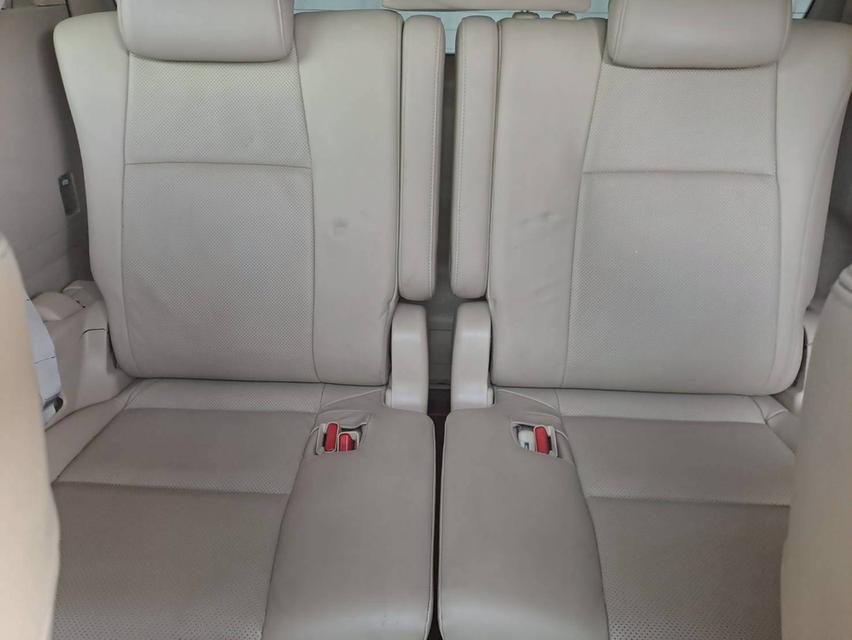 TOYOTA ALPHARD 2.4 V ปี2014  (สีดำ)ประวัติดี ไม่เคยมีเคลม เช็คศูนย์ตลอด 14