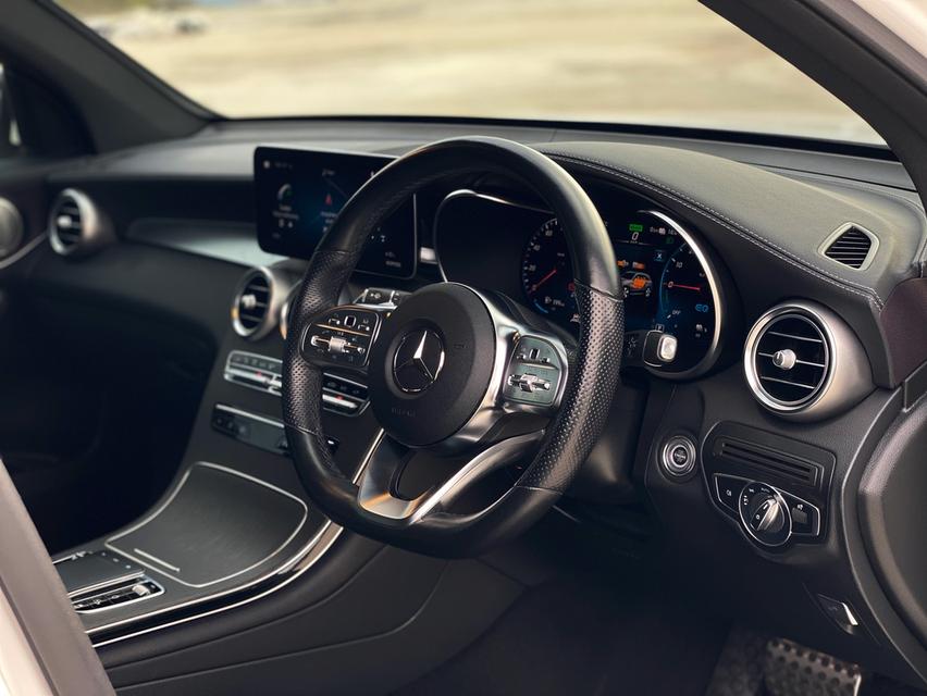 Mercedes-Benz GLC 300e 4Matic AMG Dynamic 13