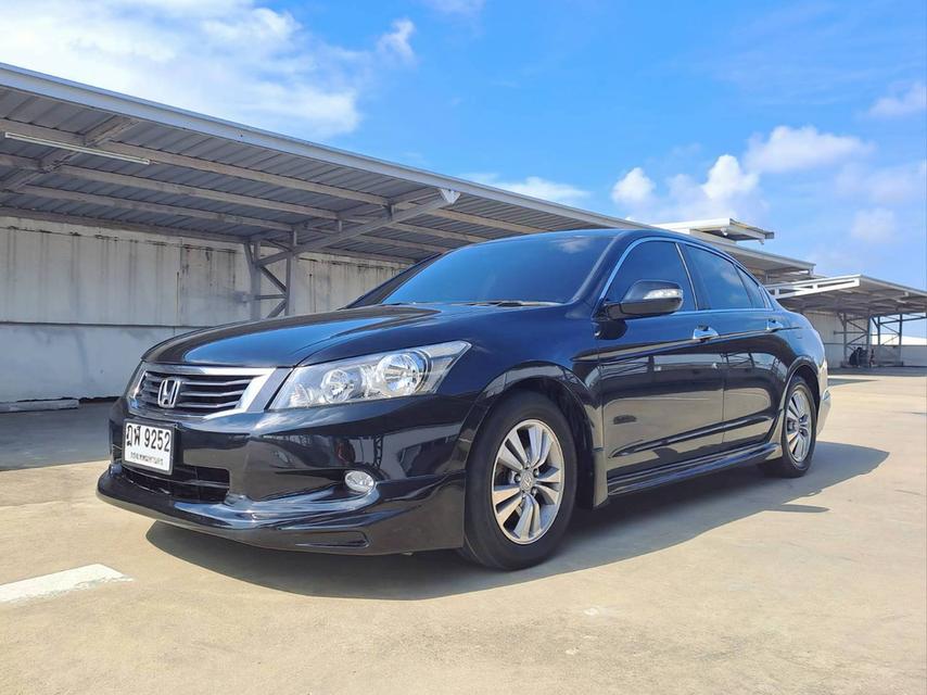 HONDA ACCORD 2.0 E V-TEC ปี2011 สีดำ 6
