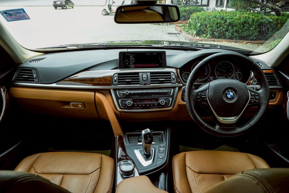 BMW 320D 2.0 Luxury F30 AT 2014 รูปที่ 7