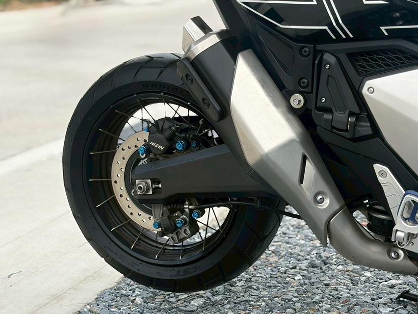 Honda X-adv750 TFT ปี 2022 ขาวพิเศษ รูปที่ 4