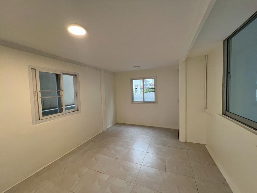 *ขาย บ้านเดี่ยวรีโนเวทใหม่ทั้งหลัง   51 ตรว. 7