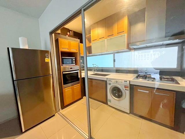 เดอะไนน์ พระราม 9 1.2 กม. พัฒนาการ18-26 พระราม9 ARL รามคำแหง 1.8 กม. ให้เช่าทาวน์โฮม 3 ชั้น 3 นอน 3 น้ำ 2