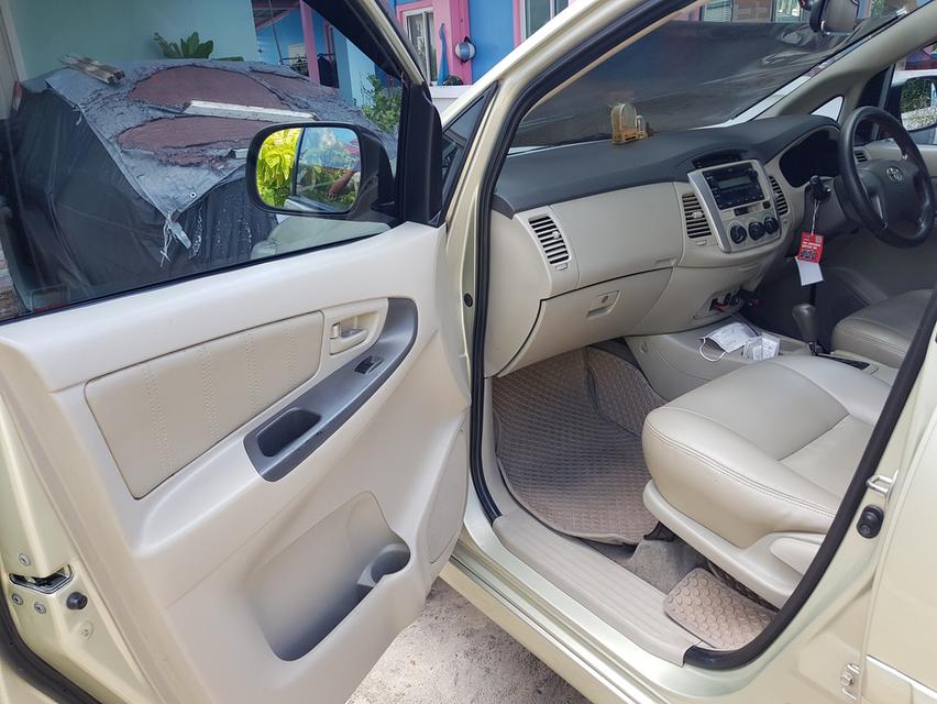 TOYOTA INNOVA 2011 ติดแก๊สแล้ว เปลี่ยนสิทธิ์ ผ่อนต่อ ไม่ต้องดาวน์