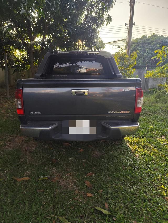 Isuzu D-Max สีดำ ปี 2004 รถมือ 2 สภาพดี 2