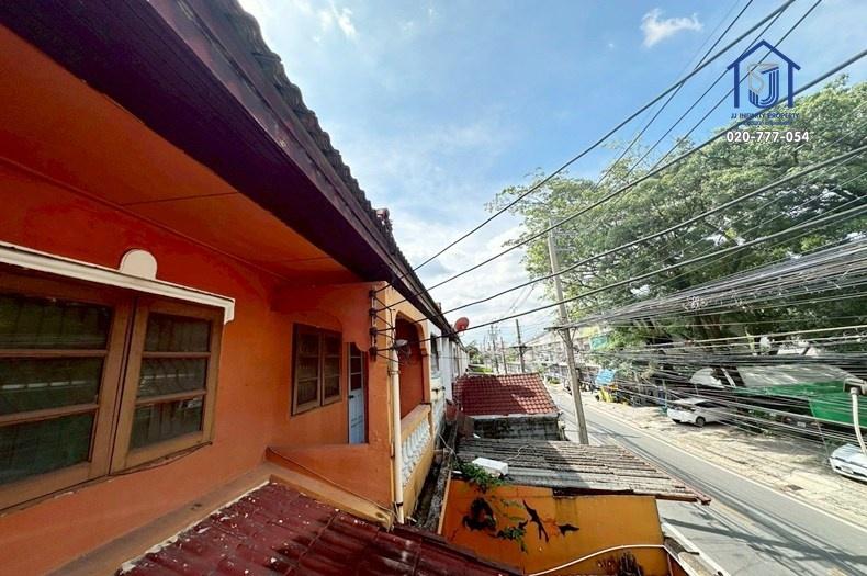 ขายทาวน์โฮม 2 ชั้น 41 ตารางวา ซอยนวมินทร์ 111 หลังมุม ใกล้ทางด่วนเอกมัย-รามอินทรา 12