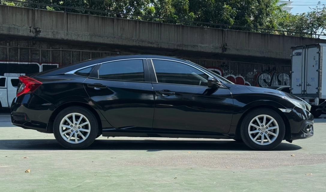 Honda Civic FC 1.8 E ปี 2016 จดปี 2019