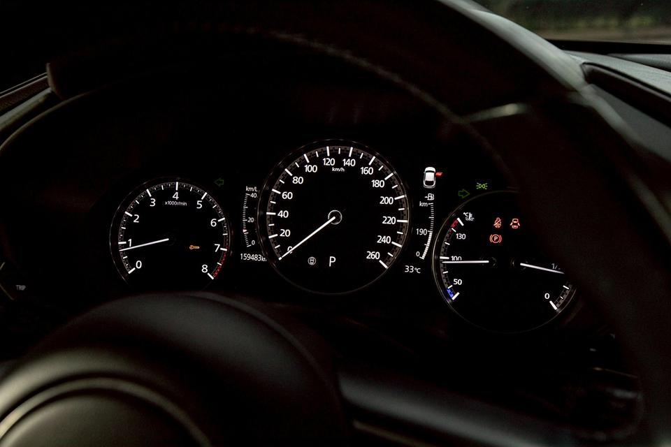 Mazda Cx-30 SP ปี 2020 สีแดง มือเดียวป้ายแดง 16