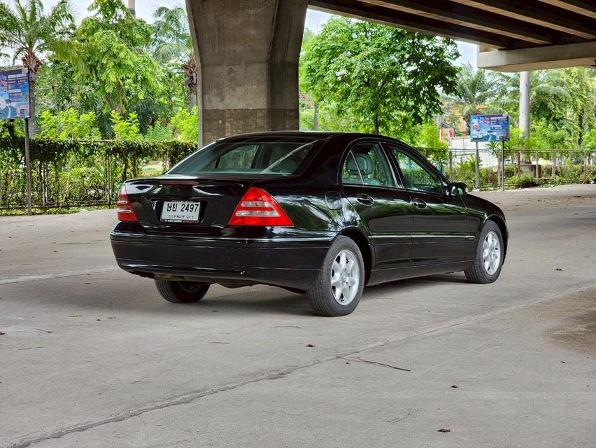 Benz C180 W205 ปี 2004
