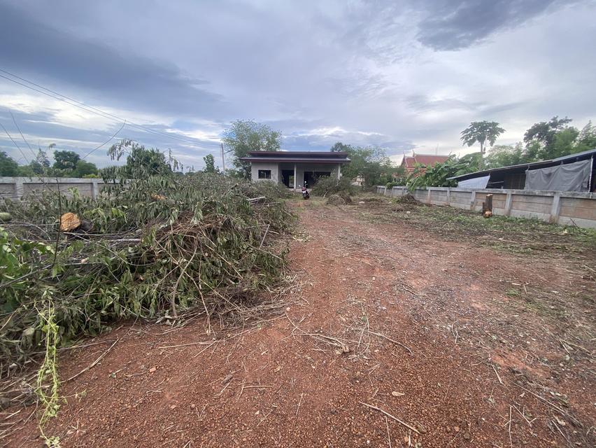 ที่ดินพร้อมบ้านราคาถูก 8