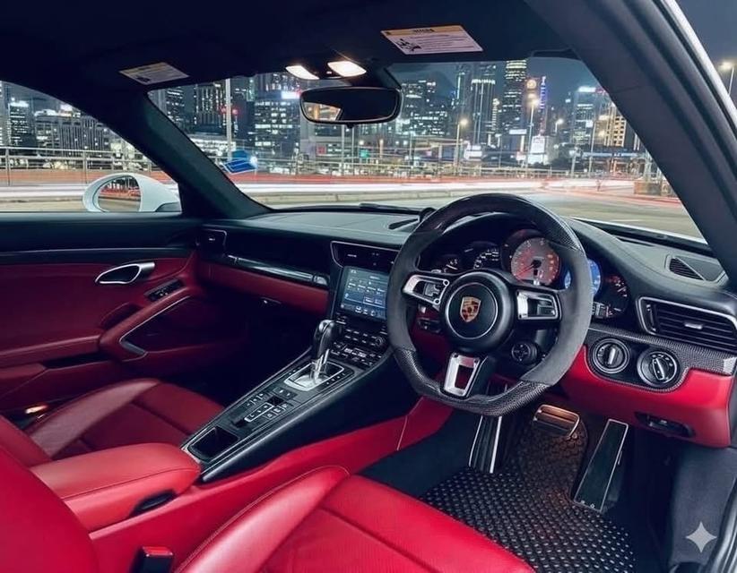 Porsche 911 Carrera S (991.2)