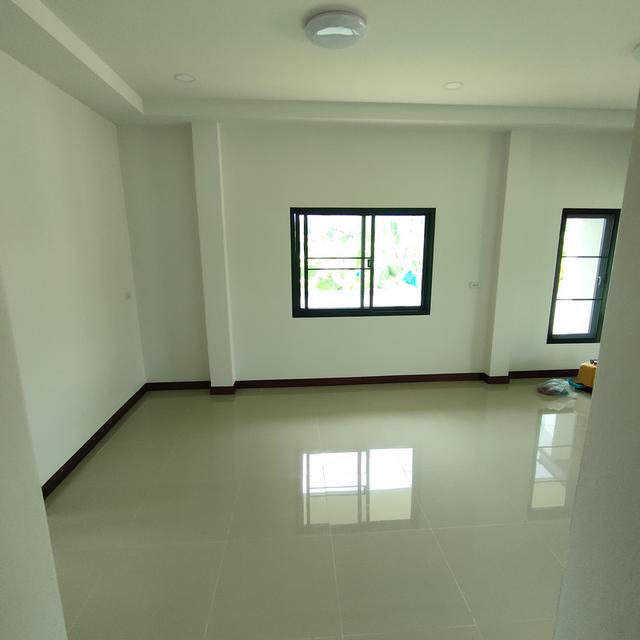 จ.เชียงราย ขายบ้านสร้างใหม่ ทรงปั้นหยา 19