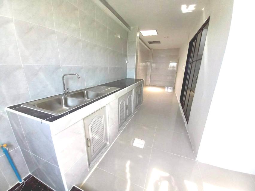 ทาวน์เฮ้าส์ หลังริม ม.พฤกษา 7 คลอง 8 ลำลูกกา 29.7 ตร.ว. รีโนเวทสวย พร้อมอยู่ (ยื่นสินเชื่อฟรี มีเหลือเงินทอน) 4