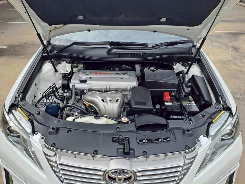 TOYOTA CAMRY 2.0 G EXTREMO ปี2014 รถประวัติดี เข้าศูนย์ตลอด ไม่เคยติดแก๊ส น้ำมันล้วนๆ สีขาว 18