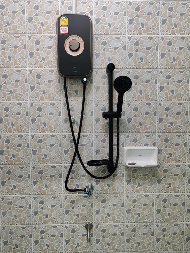 อาคารพาณิชย์ที่อยู่อาศัย 9