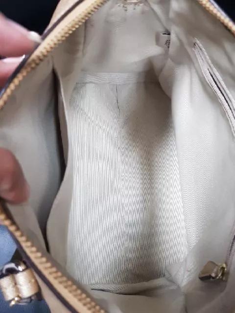 ส่งต่อกระเป๋าสะพายCoach MINI รุ่น F50430 สี GOLD มือ2 สภาพดีพร้อมใช้งาน ขนาด9" รูปที่ 7