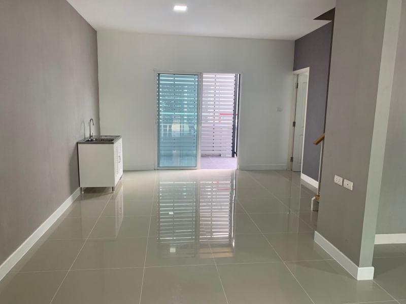 🏠 ขายทาวน์เฮาส์ 2 ชั้น หมู่บ้านเดอะคัลเลอร์ อารียา เฟส 2 📍 ถนนสุเหร่าคลองหนึ่ง 15 | แขวงบางชัน เขตคลองสามวา กรุงเทพฯ 5