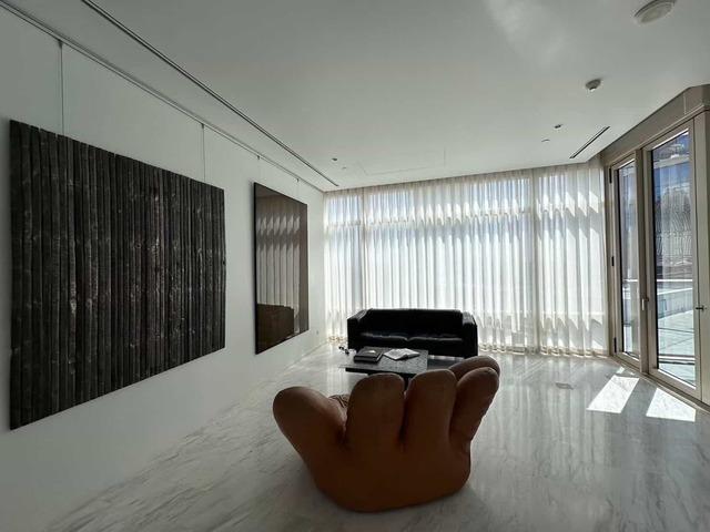 Four Seasons Private Residences Condo for RENT, near BTS Saphan Taksin 1