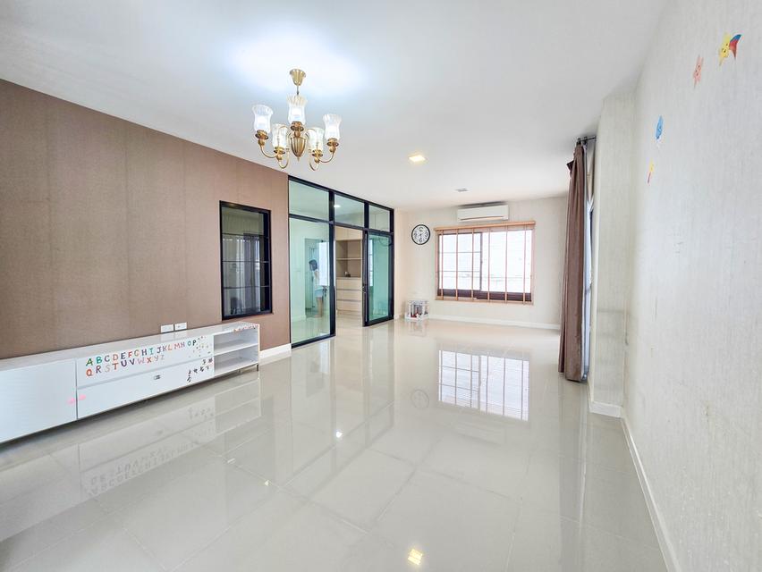ขาย บ้านเดี่ยว มัณฑนา ศรีนครินทร์-บางนา ขนาด 52ตรว. ใช้สอย 165ตรม. บ้านสวย แปลงสวยหลังบ้านไม่ชนใคร พร้อมเข้าอยู่ 4