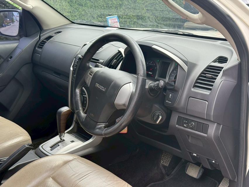 ขาย Isuzu MU-X 3.0Dvd ปี14 10