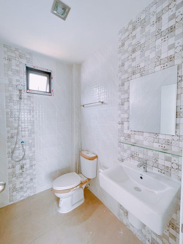 🏡 ให้เช่าบ้านเดี่ยวสองชั้น ทำเลดี ใกล้ตลาดและห้างสรรพสินค้า เดินทางสะดวก 6