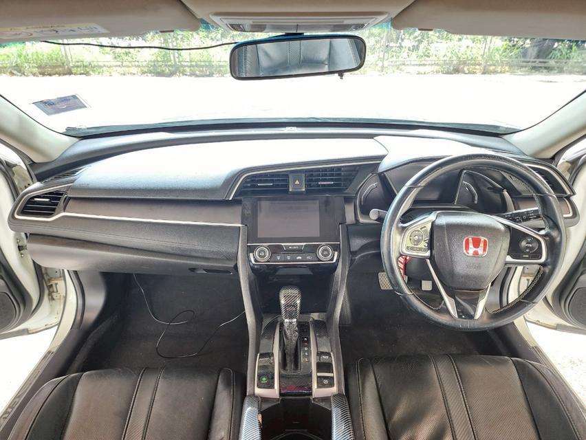 Honda Civic 1.8EL ปี 2018 12