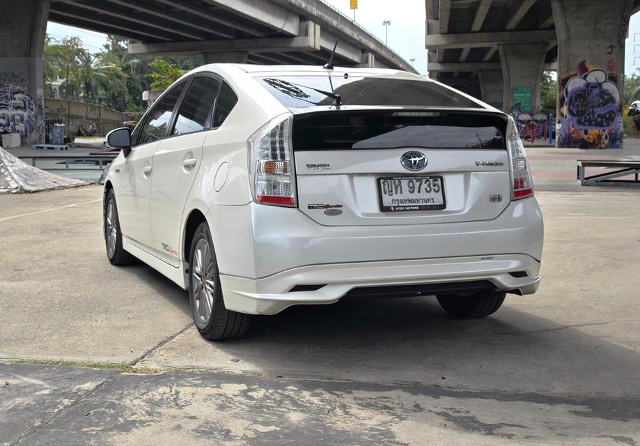 Toyota Prius 1.8 Hybrid TRD Sportivo ปี 2011 4