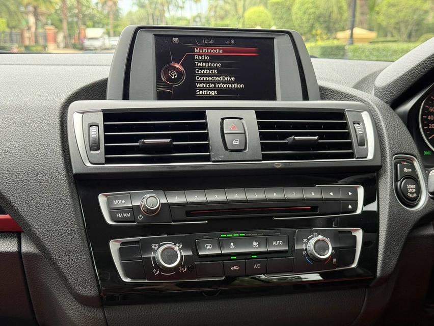 (แจ้งรหัสรถ PJP1007) 2016 BMW 118i Sport รูปที่ 8