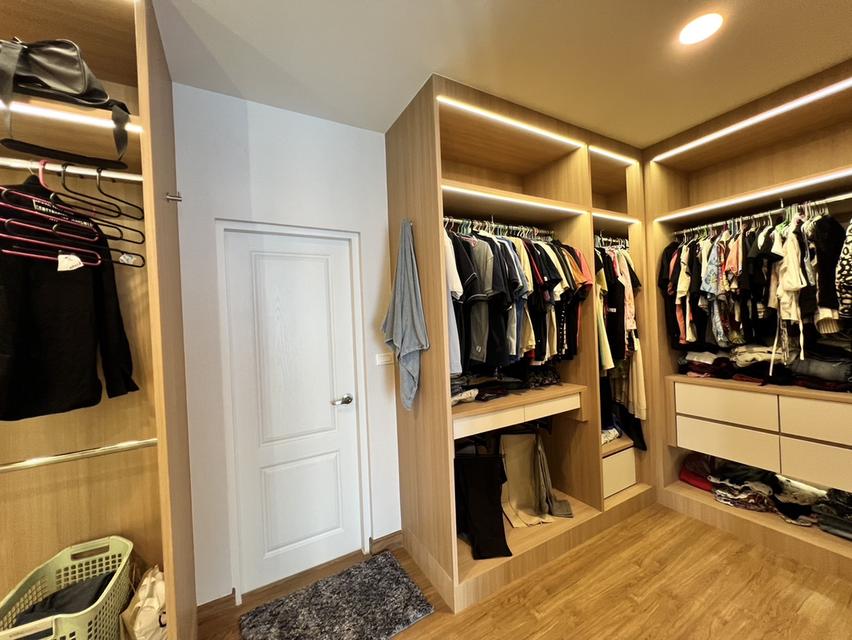 บ้านเดี่ยว Centro ทวีวัฒนา บิ้วอินตกแต่งเฟอร์ครบพร้อมอุปกรณ์ไฟฟ้า 19