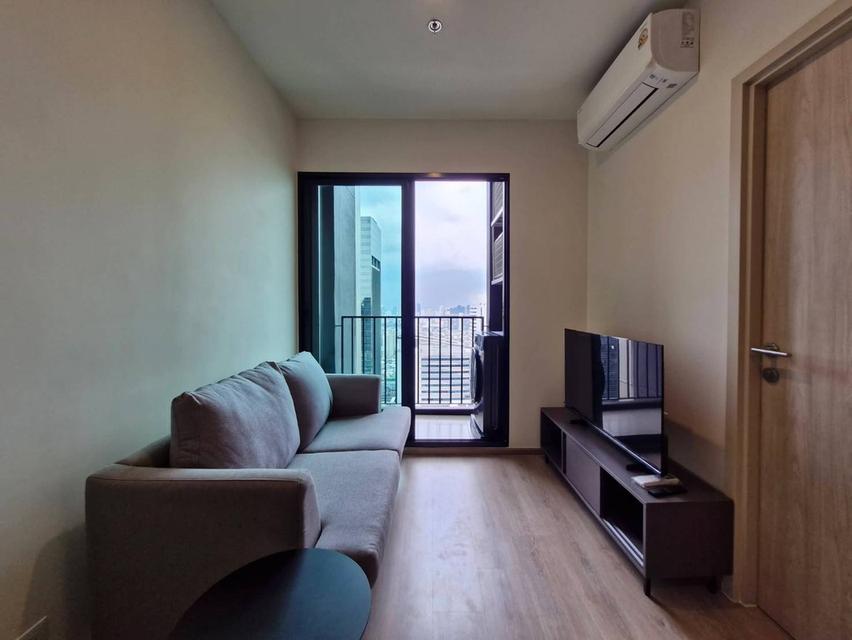 [ให้เช่า] NUE District R9 | คอนโดใจกลาง New CBD พระราม 9 ชั้นสูง วิวปัง ห้องแต่งครบพร้อมอยู่! ✨🏙️ 11