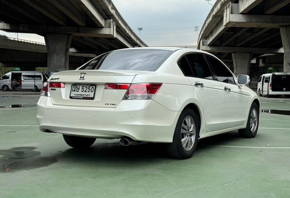 Honda Accord 2.0E Wise Edition VTEC G8 ปี 2009   4