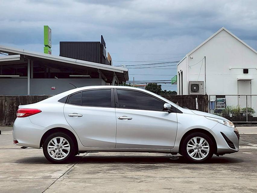 Toyota Yaris Ativ 1.2E ปี19