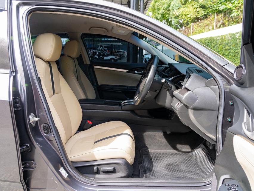 Honda Civic FC 1.8 EL ปี 2016 รูปที่ 12