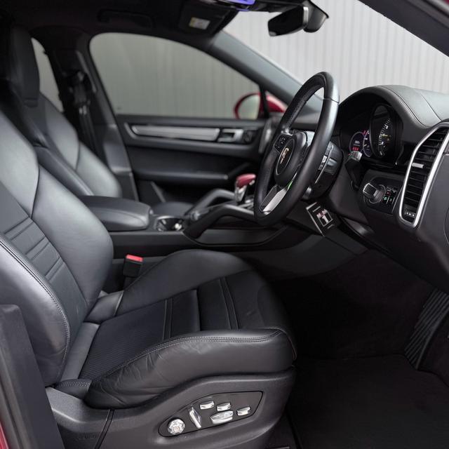 Porsche Cayenne Coupé E-Hybrid 3.0 V6 2021 รูปที่ 14