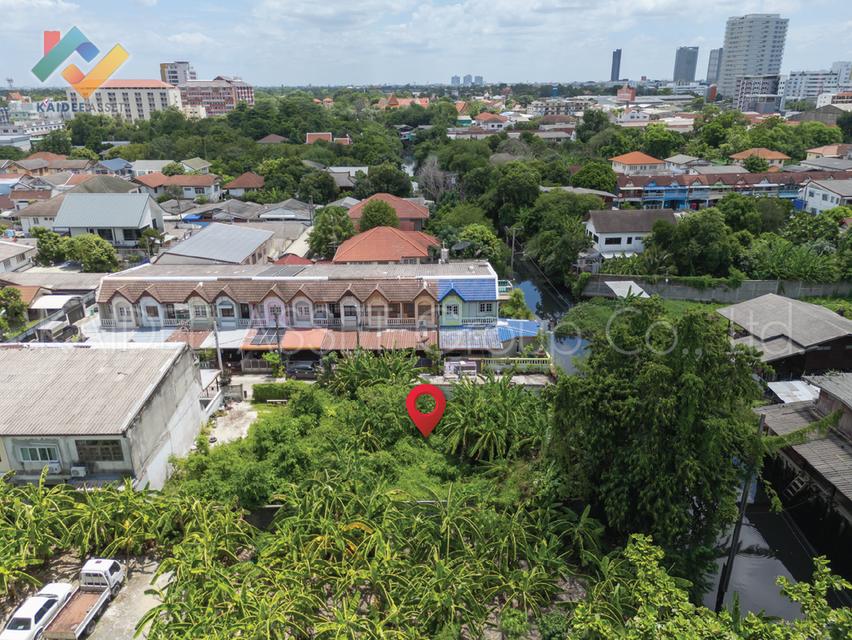 ที่ดิน ซอย นนทบุรี 6 แยก 3 หมู่บ้าน ขวัญสุขนิเวศน์ ขายถูกมาก 11